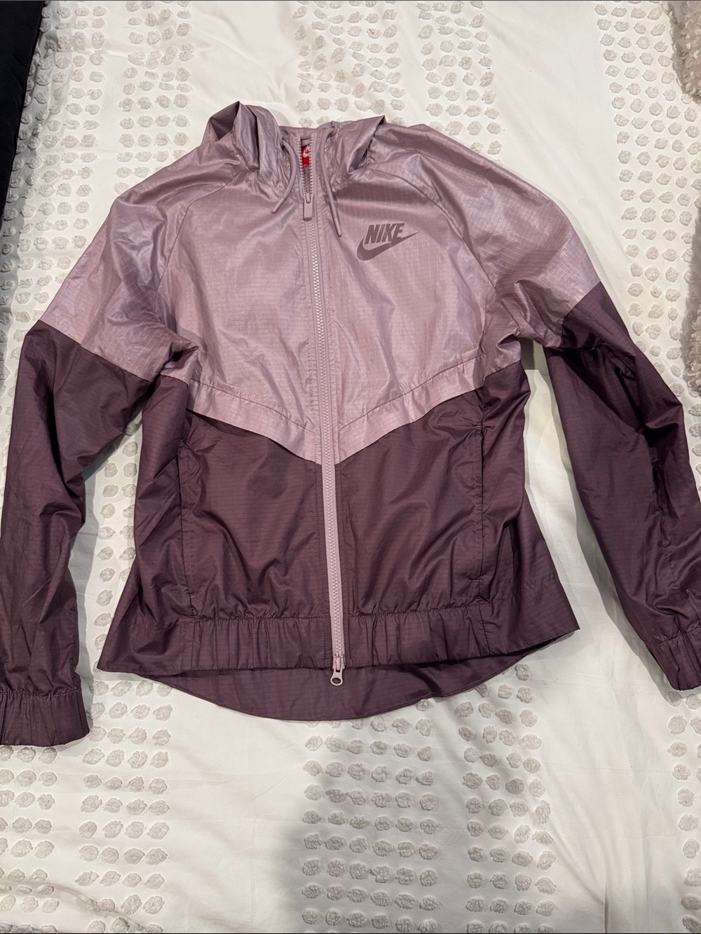 Nike Two-Tone Mauve & Plum Hooded Windbreaker Jacket